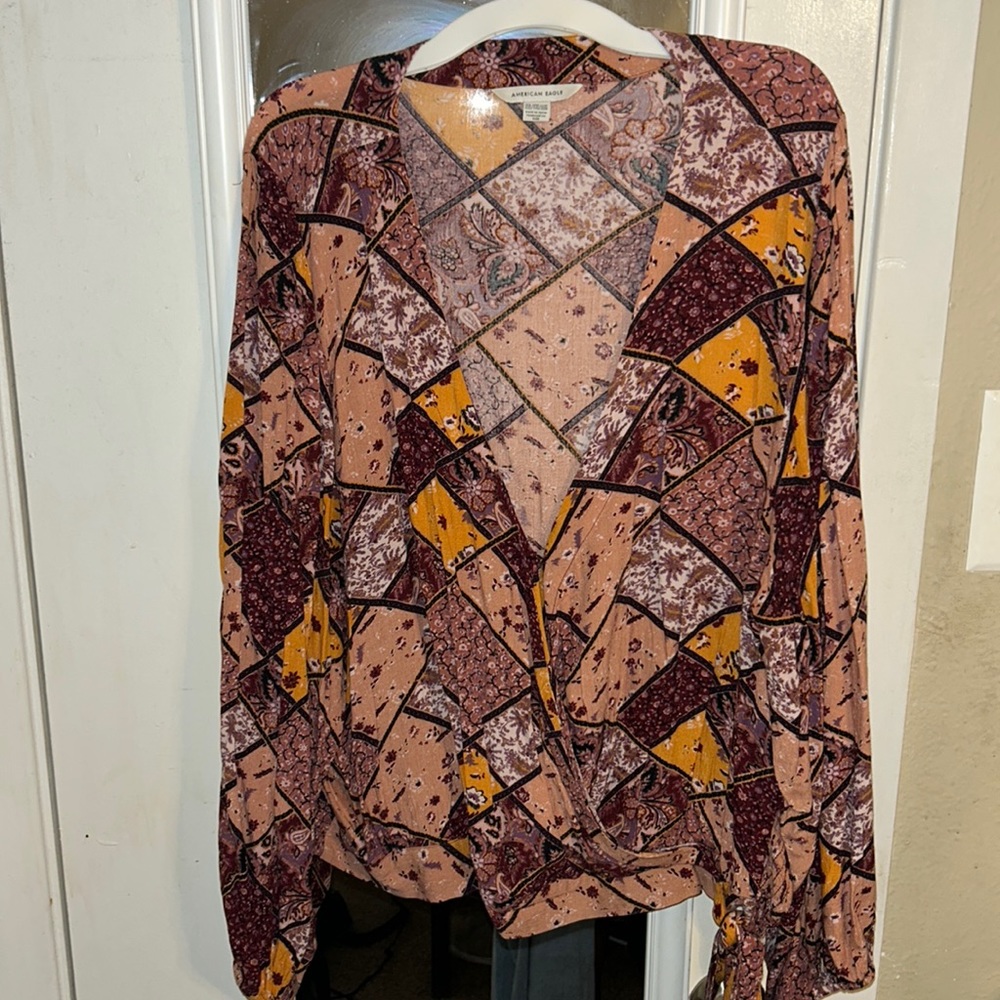 AE Printed Wrap Top